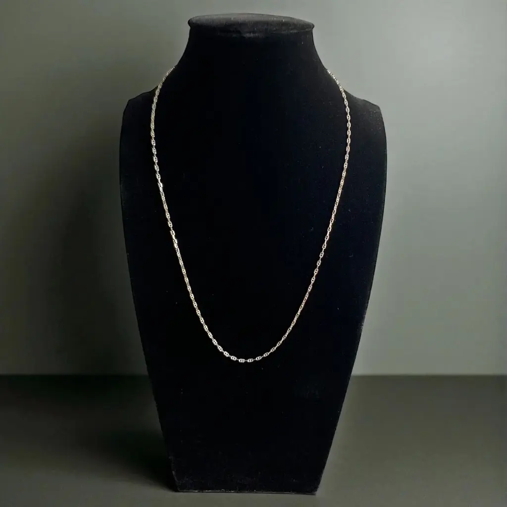 Cadena gucci delgada 3.webp